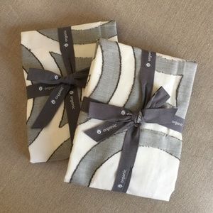 WEST ELM Roar & Rabbit Roundabout Jacquard Grey King Shams Pillowcases Pair